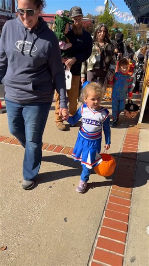 344 reactions · 21 shares | The City of Columbia @columbiatnmainstreet and @columbiapdtn had a blast handing out candy and joining in the fun during this morning’s downtown Halloween festivities! Special thanks to the Columbia Police Department for working hard to ensure the safety of all the young trick-or-treaters! #CityofColumbiaTN | City of Columbia, TN - Government | Facebook