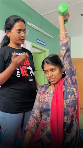 S Azarudheen on Instagram: "📚 Day 35/100 — Pain-Free vs Pain-Threshold Hamstring Rehab (RCT) Most physio clinics wait for pain to settle completely before progressing exercises. 👉 But this RCT shows you don’t have to. 👉 Mild, tolerable pain is safe and does NOT delay recovery. ⸻ 🔍 Study Overview 44 athletes with acute hamstring strain → Randomized to Pain-Free vs Pain-Threshold (tolerable pain allowed) rehab → Both followed a criteria-based progression → Outcomes: RTP time, strength, BFLH fa