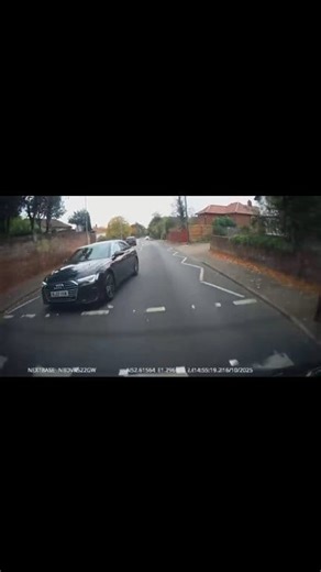 Surprise.... its an Audi 👀 Thank you to Jim Fryer for sharing the footage. For Dash Cam Fitting Please Contact Vehicle Installation Centre - https://www.facebook.com/vehicleinstallationcentre https://vehicleinstallationcentre.co.uk/ To Purchase a Dash Cam Contact Twelve24 - https://www.facebook.com/share/1E3zULMopC/?mibextid=wwXIfr To submit footage - NorfolkDashCam.co.uk Via WhatsApp 07356290069 Email - nextbasecamclips@gmail.com #DashCam #DashCamFootage #DashCamVideo #Driving #FBLifeStyle | N