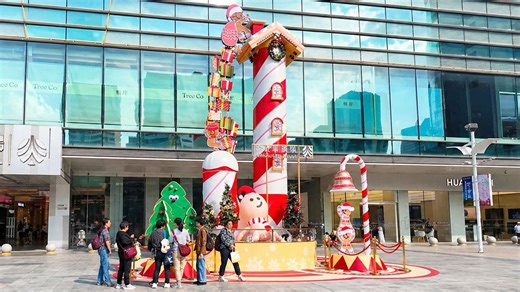 People gather around this Christmas setup in China for a reason