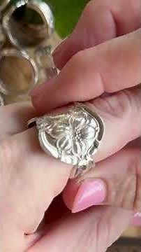 4 Ways to Find Your Perfect Ring Size | Spoon Ring Sizing Tips You’ll Love