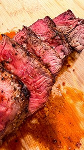 Petite Sirloin: Poor Man’s Filet Mignon. How to cook a filet PERFECTLY in a skillet! #steak #filet #goodfood #quickrecipes #recipes #easyrecipes #quickdinner #cookwithme #cooking #howtocook #kitchen #kitchenhacks #howto #cheap #cheapdinner #cheaprecipes #privatechef #chef #homecooked #homecooking #homecookedmeal #cookingtutorial #dinnerideas #homecook #chef #homechefs #easymeals #goodfood #delicious #tasty | Therecessionchef