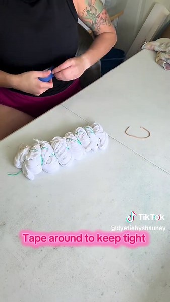 Tie-Dye Tutorial with CapCut 2XL: Create Stunning Designs