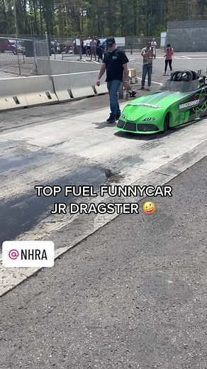 It’s #fun working at the #drags #jrdragster #junior #jr #dragracing #nhra #nhradragracing #carracing #racing #racetrack #dragstrip #motorsports #familyfun #entertainment #fast #speed #loud #vroom