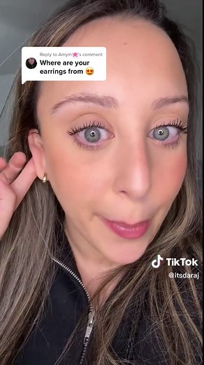 Mejuri Small Bold Hoops Review & Try-On