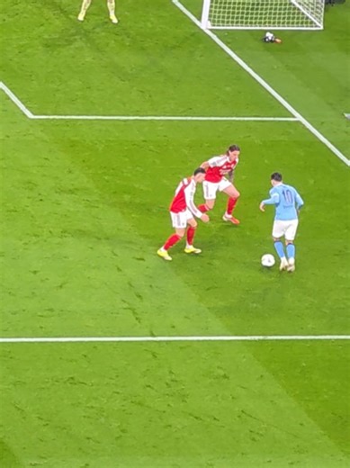 Cherki's Insolent Street Football Skills vs Arsenal