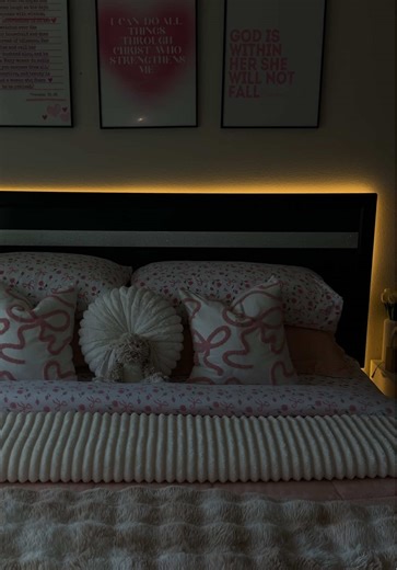 Deep Cleaning and Refreshing My Bedroom🕯️🤍 #bedrefresh #homedecor #bedroominspo #cozyvibes #creatorsearchinsights