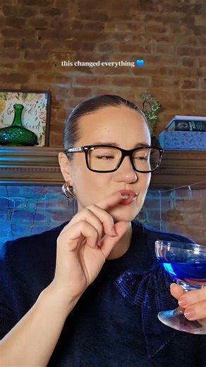 Lana Loves on Instagram: "So the best longevity supplement company on the planet released this — and if you’re even slightly tuned into the biohacker world, you already know why that matters, Renue Blue Face Serum. This brand is known for its NMN and resveratrol formulations used by people who take longevity seriously — founders, biohackers, high performers, and yes, celebrities who don’t talk about their routines publicly. This serum takes that same philosophy and applies it to skin, using adva