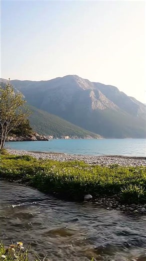 4K Nature Screensaver 🌊 Relaxing Landscape #shortsvideo #shorts #4k #screensaver