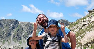 Solo Parent Family Tours & Vacations