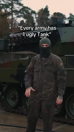 17 reactions | These aren't your average brick builds 殺 Historically...