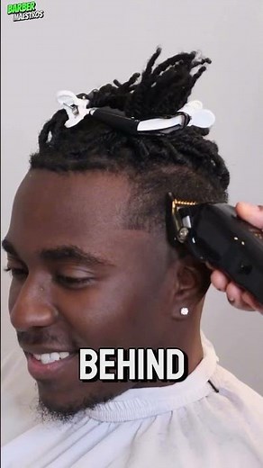 Mid Fade Haircut Tutorial ✂️