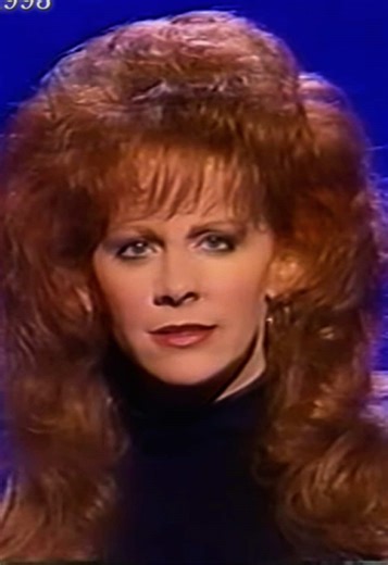 It’s your call ☎️#reba #1993 #rebamcentire #fancy #womenofcountry