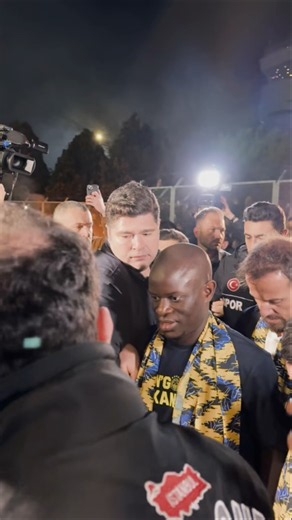 FUTBOL DENİNCE HERKESİN AKLINA GELEN O ŞARKI! #kante #france #keşfet