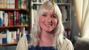 453K views · 1.9K reactions | "Harry Potter gav mig en verden, jeg kunne søge tilflugt i." Jackie fortæller om sit forhold til J.K.Rowling - forfatteren bag Harry Potter -, der for nylig har skrevet en række tweets, som flere opfatter som transfobiske. | TV 2 Echo | Facebook