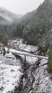 East Fork Of The McKenzie River, Echo Bridge, and Cougar Reservoir. #Oregon #nature | McKenzie River Drone Photography