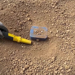 With a metal detector we found an abandoned steel safe with a small lock | Arkeologer