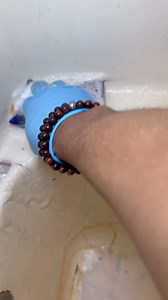 “Tub Scrub Inevitable” Accumulation of unwanted buildup inside your tub will result in deep cleaning conditions. To avoid 2 hours of cleaning with multiple applications, to get rid of such grime, weekly cleaning should be your best bet! Thanks for watching be sure to comment and share this reel so I can continue to dish out all types of cleaning. Without you all -there’s no participation! Appreciate the love! 🙏🏽🌏📍 | Super Swift Cleaners