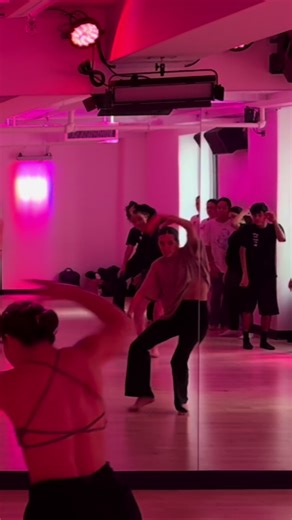 choreo by Jacklyn Walsh @Broadway Dance Center #danceclass #nycdancer #leeshbeme