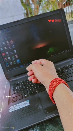 𝐒𝐡𝐢𝐯𝐚 𝐘𝐚𝐝𝐚𝐯 on Instagram: "Computer lover 🥰"