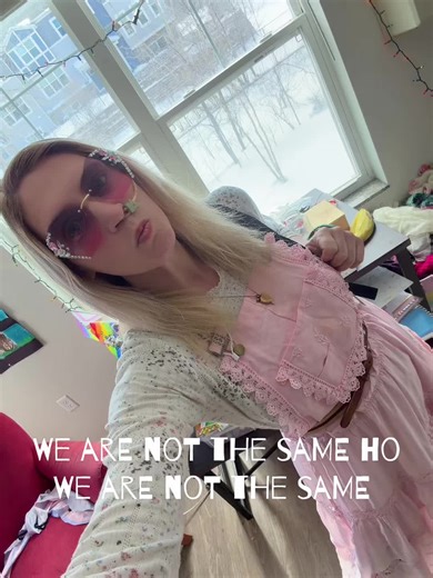 🪽👣Hells Bells👣🪽 (@thefightforhelena)’s videos with original sound - Speed Sounds