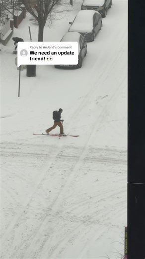 Replying to @AnJané the snow indeed come, time to light my candles and rub my feet together 🙂‍↕️