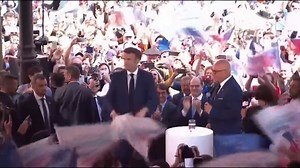 French elections: Macron ahead of Le Pen in polls