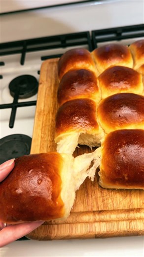 Hawaiian Rolls Recipe Using a Bread Machine