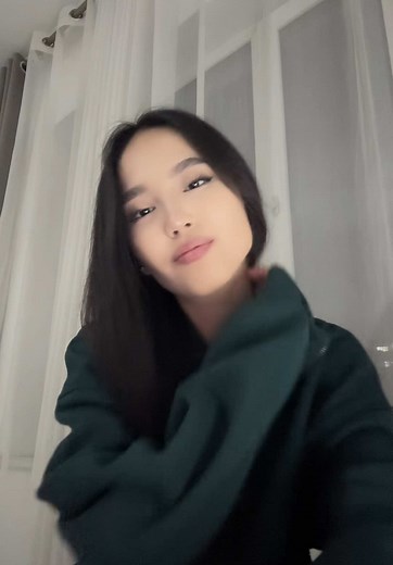 How to Style Long Black Hair: Tips and Techniques