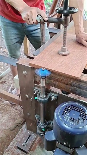 Watch Skilled Craftsmen Turn Wood Into Something Beautiful! 🔥🪵#woodworking #shortvideo #viralvideo