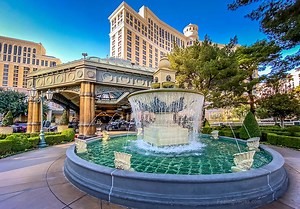 Do Bellagio Rooms Have Balconies? (Las Vegas) - FeelingVegas