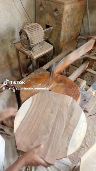 Cutting Wooden Basket Part with Scroll Saw. #manufacturingmovements #wood #woodcutting #woodworking #foryoupage