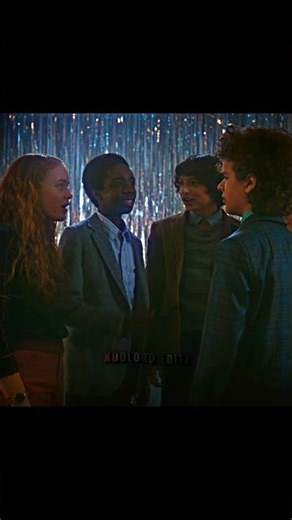 Stranger Things S2 "The Snowball" 😃