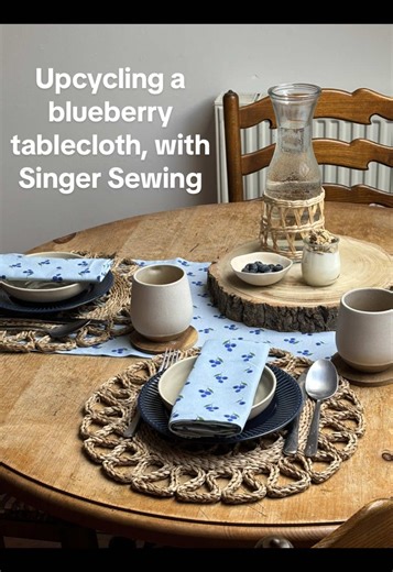 👇🏽 UPCYCLE INSTRUCTIONS I’m very susceptible to a beautiful print and bought this blueberry tablecloth a few years ago that looked amazing on my shelf but using it just felt almost offensive because the colour is so bright. I’m on a mission to give it a new lease of life so come along as I upcycle this into a table runner and some napkins. INSTRUCTIONS Cut out as many 18x18 inch squares using a cardboard cutout (I went foraging I my recycling for something big enough!) I followed @aimeekirk6 t