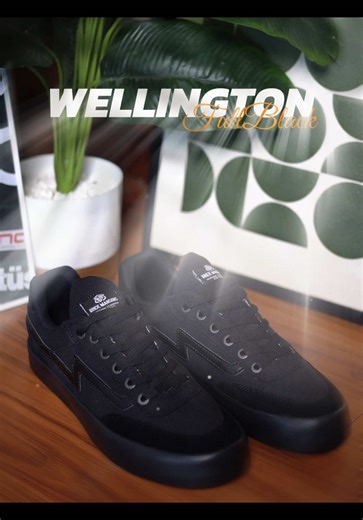 Wellington. Sekarang hadir dengan warna full hitam. Simple, bold, dan siap dipakai kemana aja. #rekomendasisepatu #dailyshoes #brickmansions #sepatulokal #fyp