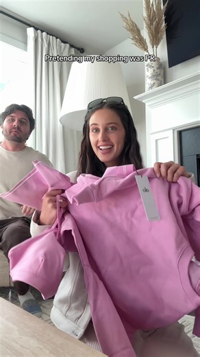 Funny Relationship Moments in Couple Comedy