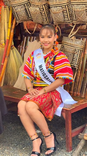 Official na nagsugod ang ika 40th Kadayawan Festival sa Davao. | Laagang Walay Kwarta