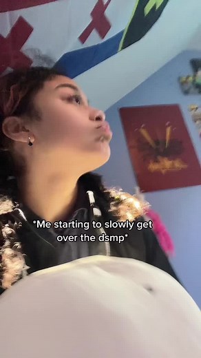 Quackity Merch Unboxing and Review | DSMP MCYT