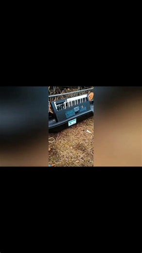 Keyboard lessons w/ Kidd Supergrade