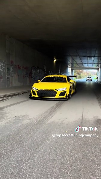 Experience the Audi R8: Your Uber Awaits
