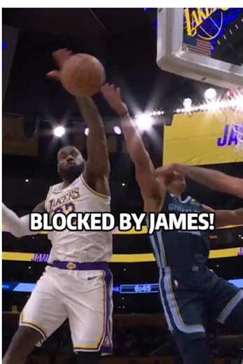 “BLOCKED BY JAMES!”#nba #highlight #topplay#nbahighlights#lebronjames