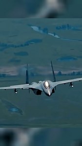 298K views · 10K reactions | ✈️Explorando la excelencia aeronáutica: Mikoyan MiG-31 Foxhound #aviación #militar | Efecto Mariposa | Facebook