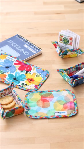 Annie Unrein on Instagram: "Who knew bindings could be so fun and cute! Make these mats and trays with the Tidy Time pattern next time you need to clean out your scrap pile for a quick simple project. Find the pattern at a local quilt shop near you or at www.byannie.com/shop/16352"