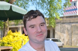 Awesome Eats @ Colonial Tavern