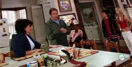 8 Simple Rules... for Dating My Teenage Daughter S01 E10 - video Dailymotion