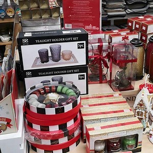 23 reactions · 11 comments | All Christmas large jars £17.99, medium at £14.99. 6 different types of Yankee Advent Calendars. Wax melts at £1.35. The Everything must go sale is still going strong here @bubblelushgifts. Visit our Nottingham shop now open 7 DAYS A WEEK until Christmas and with FREE PARKING or go to www.bubblelush.co.uk Bubblelush for Candles, Gifts & so much more this Christmas.#christmasgifts #mustgo #sale #candles #treats @bubblelushgifts | Bubblelush Divine Gifts | Facebook