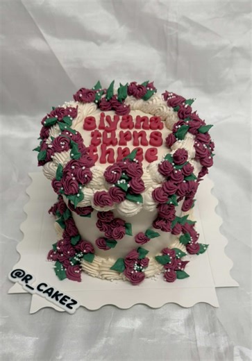 Bento Floral Cake Designs for Special Celebrations