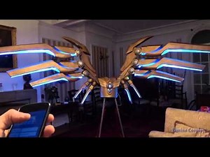 Gorgeous robotic cosplay wings