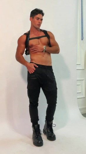 Behind the scenes of what i love the most 📸❤️🙏🫶 #foryou #fyp #model #malemodel #signme