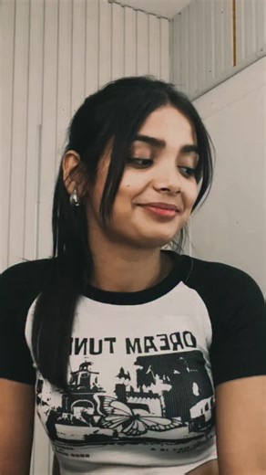 Jiya on Instagram: "🤍1M. 💬150k. 🔜 20. 🔰10k #108✨🦅what 4#trending #System...#Long awaited msg. wanted to thank you from bottom of my heart for my wonderful makeup u did for my wedding day..it was so natural..subtle..perfectly synced withlehenga..skin... It was just perfect!! For the engagement as well.. everything just fall in place... the hair.. makeup..want to thank your entire team for making me so beautiful that I only couldn't get off me"